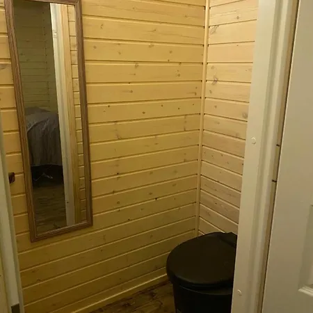 Aurora Husky Hut Деревянный коттедж
